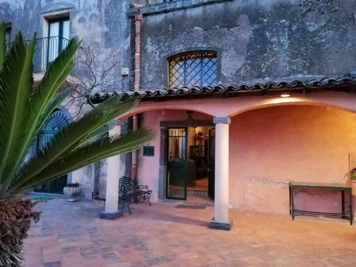 Antico Casale Dell'Etna Villa Puntalazzo Exteriör bild